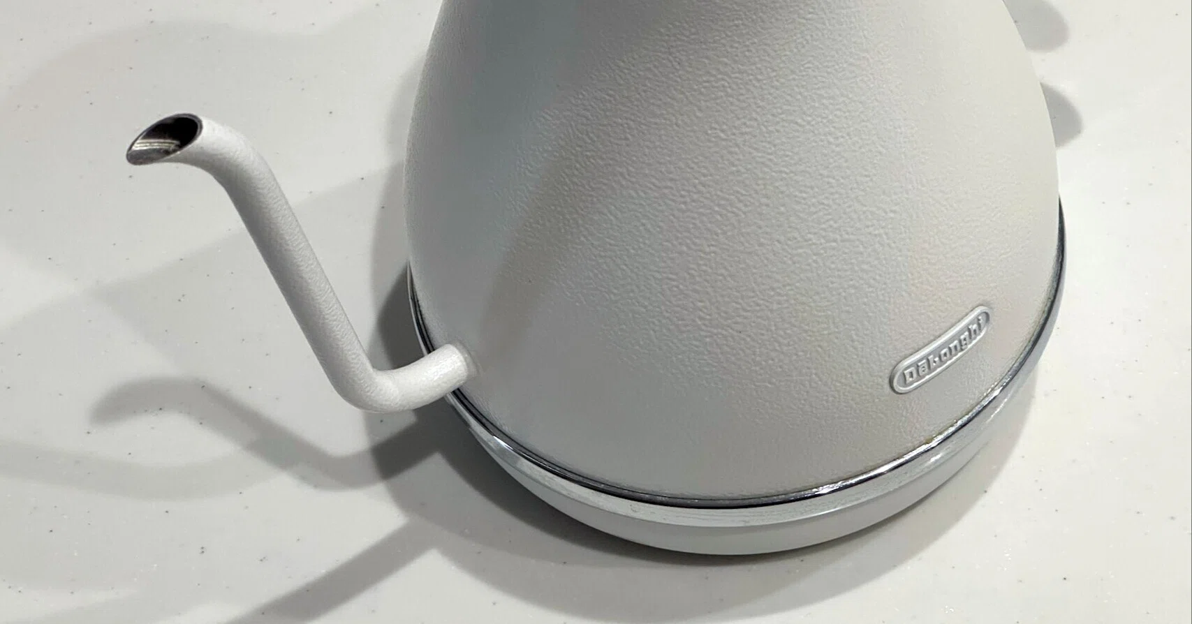 デロンギの電気カフェケトル アイコナを数年使い続けて｜りおつ