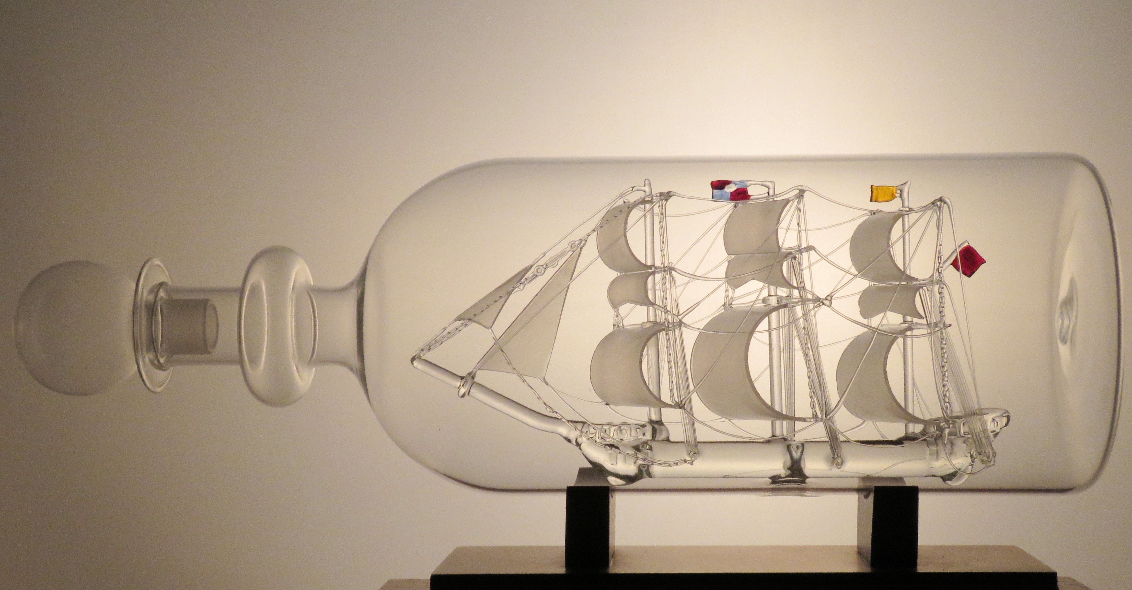 ボトルシップの秘密|VoM ボトルシップの秘密|VoM