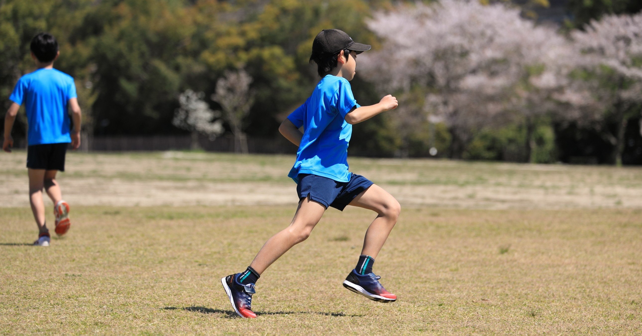 かけっこにおける走り方 コーナーの曲がり方編 体育家庭教師トータルスポーツ Note かけっこにおける走り方 コーナーの曲がり方編 体育家庭教師トータルスポーツ Note
