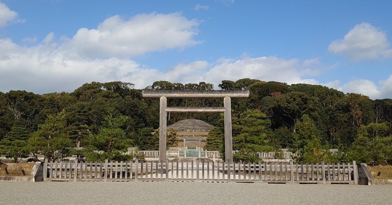 厳かな京都の名所、伏見桃山の明治天皇陵と大階段!|ケイ 厳かな京都の名所、伏見桃山の明治天皇陵と大階段!|ケイ