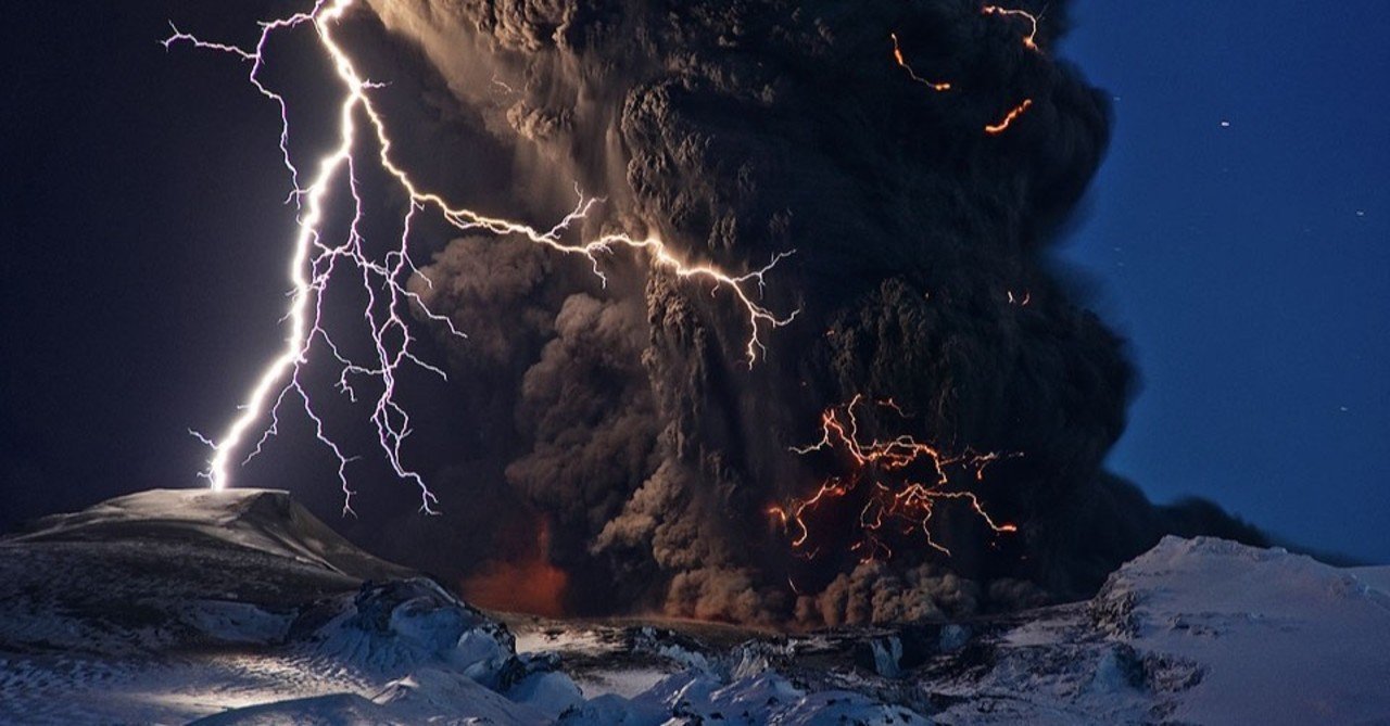 噴火によっておこる 火山雷 がすごい 6 26は雷記念日 オモシロなんでも雑学 公式 Note