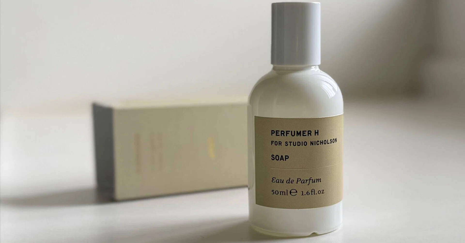 Perfumer H | Soap 。肌の温度を覚えていく白｜kaz-san