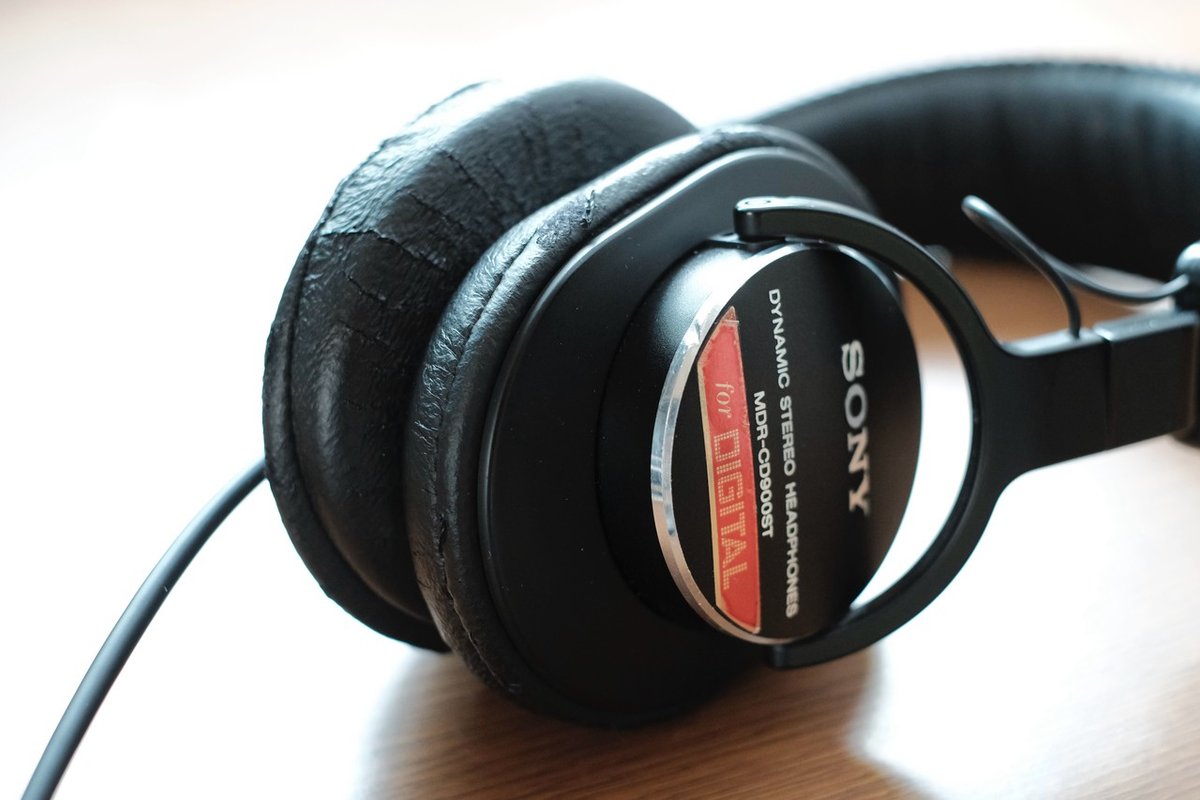 【イヤーパッド交換済】SONY MDR-CD900ST ヘッドフォン Amazon | Dekoni Audio デコニオーディオ イヤーパッド 交換用