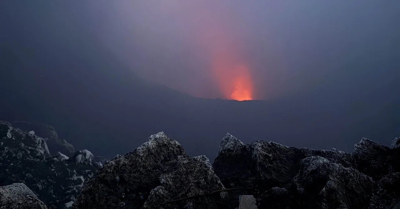 64 グラナダ街歩きとマサヤ火山、立ち入り解除された火口へ