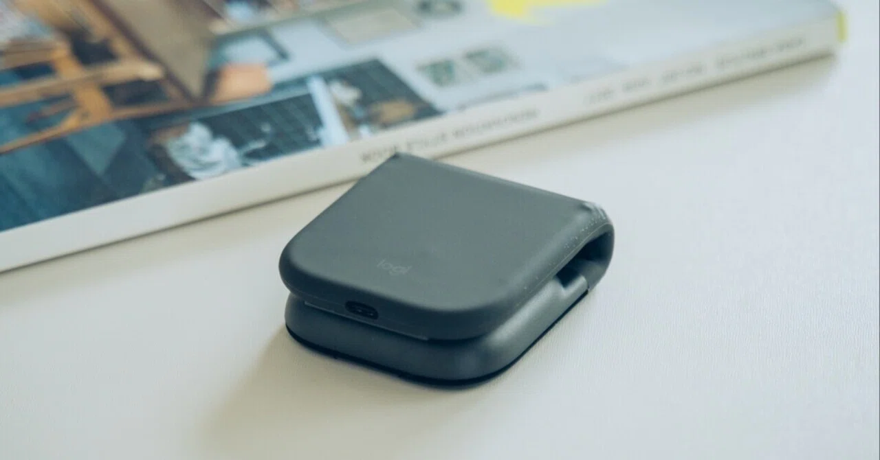 折りたたむマウス、ロジクール「Mobi Fold」で