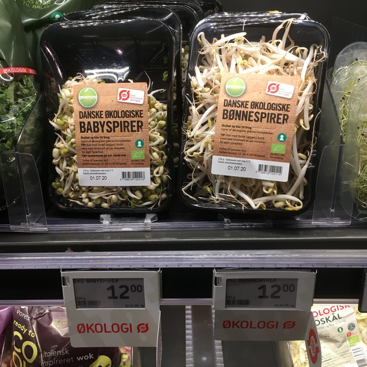 デンマークでのもやしは、健康食材としてのイメージを確立しているので、ちょっと高め。1パックで12クローネ(≒190円)なので、日本のもやし30円に比べるとかなり高価!! 画像3