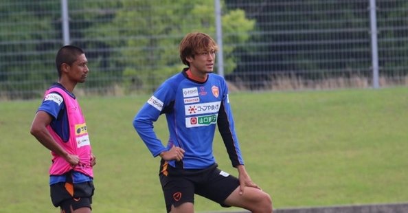 2022プレイヤーロッカーパネル（直筆サイン入り） 17番 菊池流帆 菊池流帆｜note