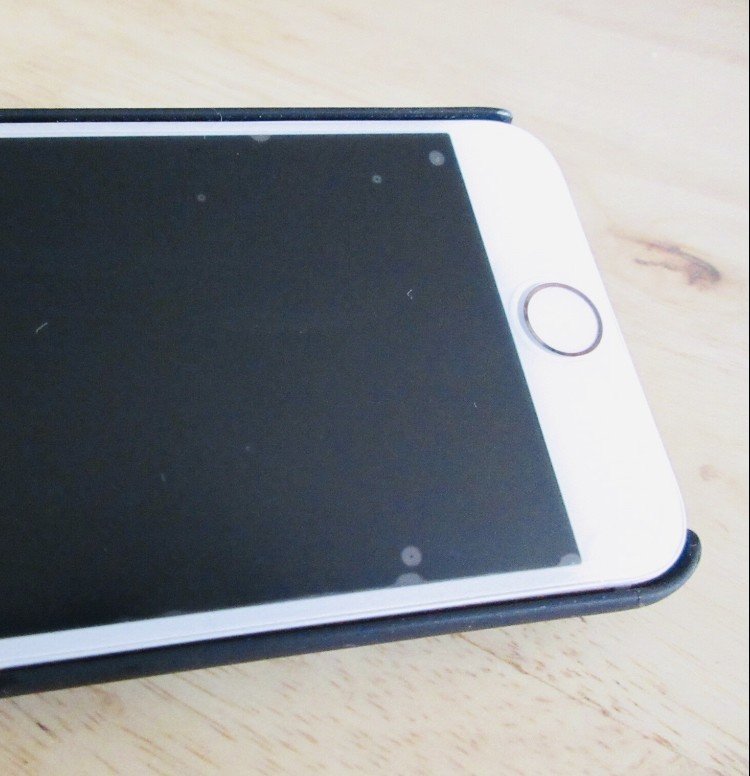 悲報の気泡 地獄 スマホの保護フィルムからのストレス Yuukanosuke Note