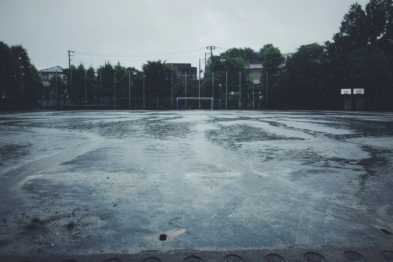 雨の校庭 2139 稲垣純也 Note