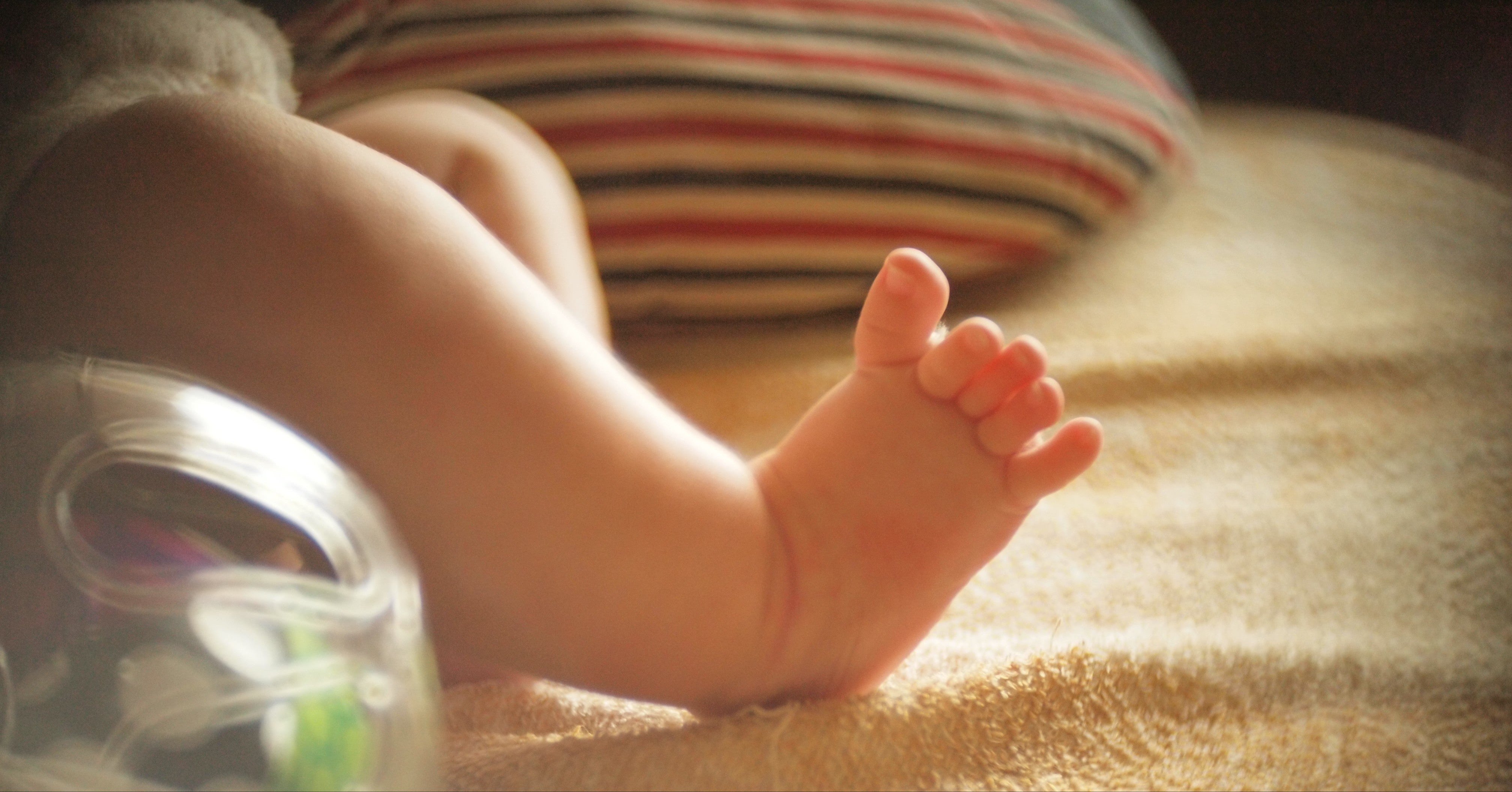 微妙にお高い粉ミルク「E赤ちゃん」のハナシ｜えびふらい｜note