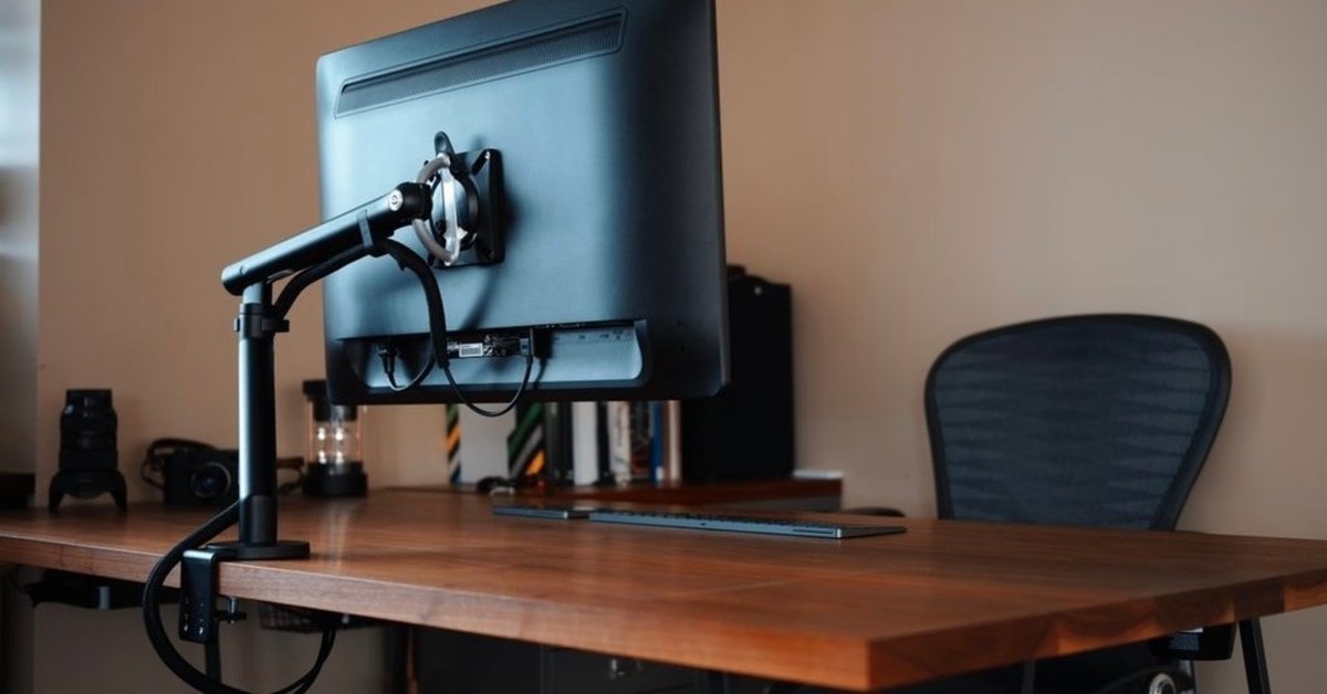 Macmini M1,アップルのキーボード, モニターアーム ,モニター Create the best desk environment with the M1 Mac mini and