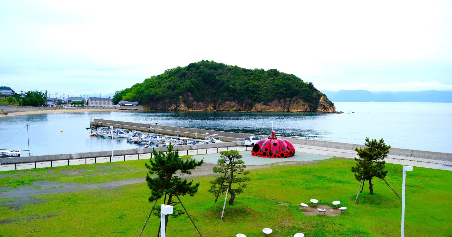 アートの島、直島にフェリーで渡ったときのこと｜Heira.K