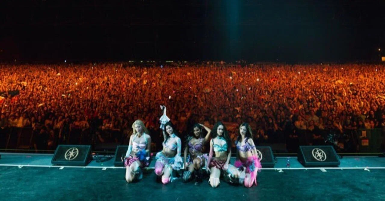 Pop Prodigy KATSEYE achieves a feat not seen in 21 years on Billboard! The 'global ...