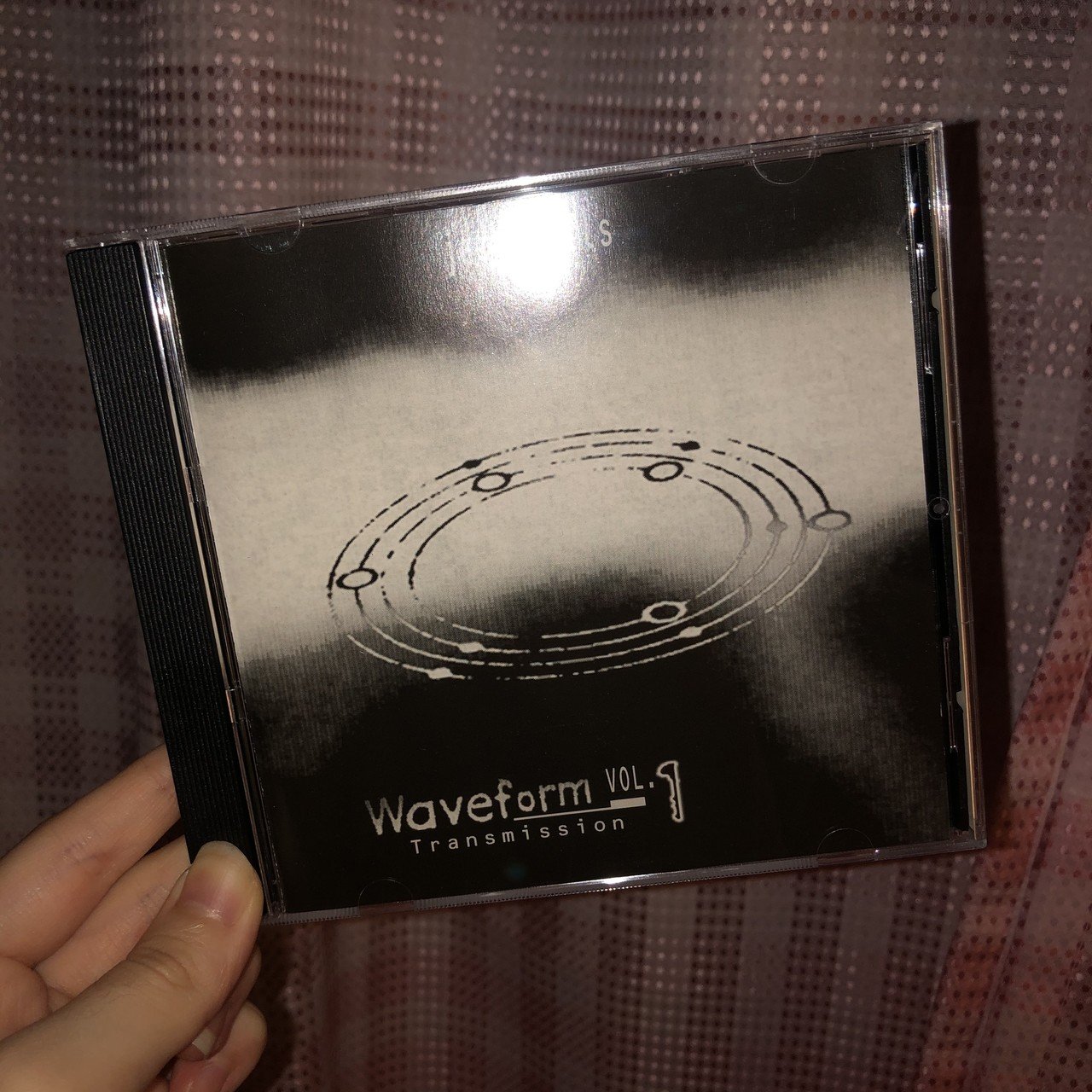 Jeff Mills の『Waveform Transmission Vol. 1』を聴いてみた編｜内山 結愛