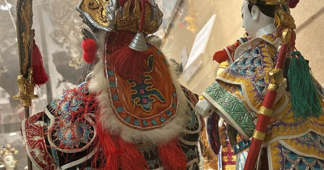 込められた願いと、つながる富ー台湾布袋戯展にてー｜青埜イト（あおの
