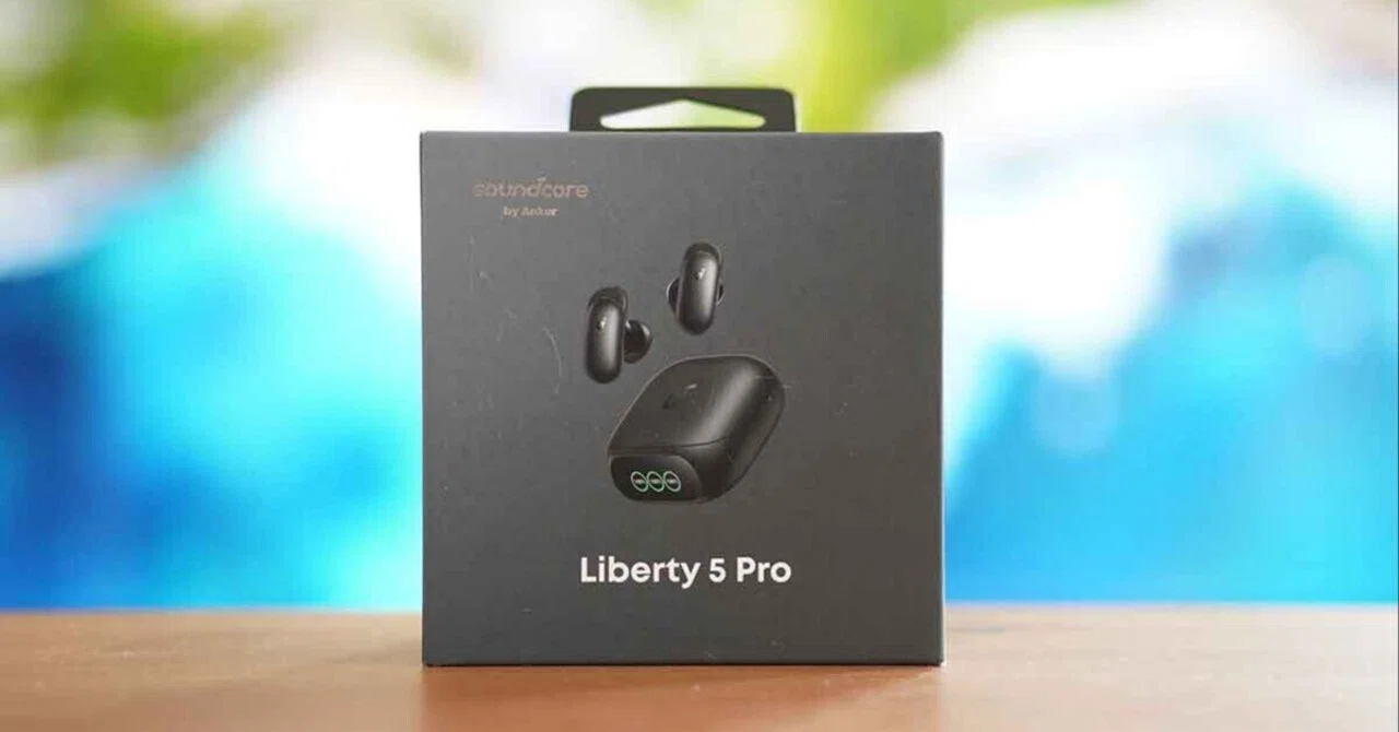 Soundcore Liberty 5とLiberty 5 Proの違いを比較。約1万円高いProを