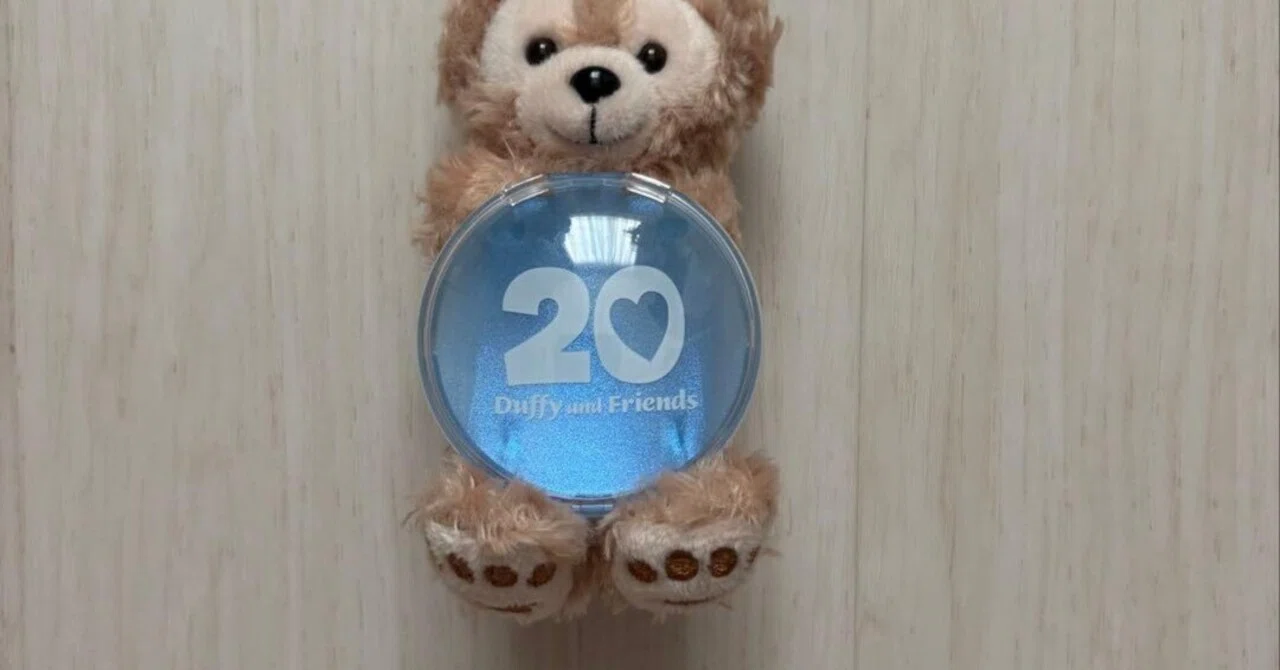 ダッフィー20周年　ぬいぐるみバッジ関係　まとめ売り　バラ売り不可 本日見つけた掘り出し物】【20周年記念】ダッフィーぬいぐるみバッジが