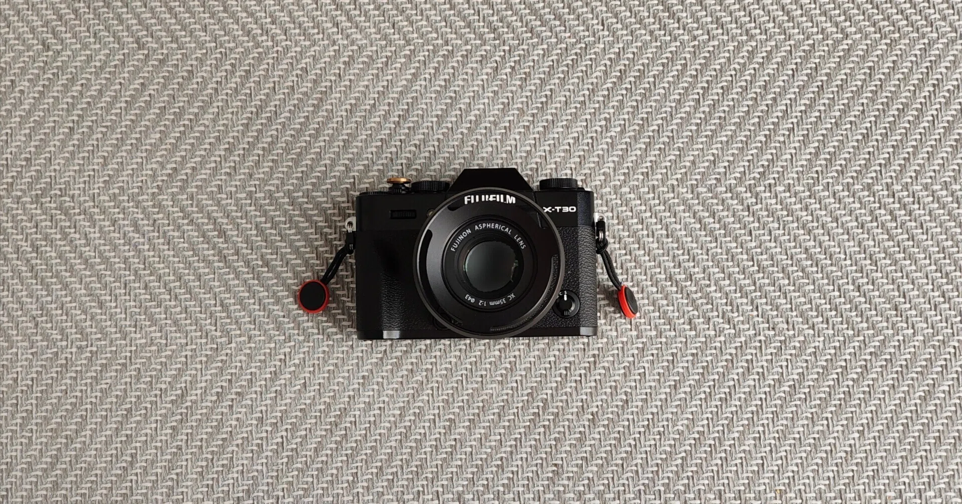 X-T30Ⅲはちゃんと小さなTシリーズでした｜てすとてっく