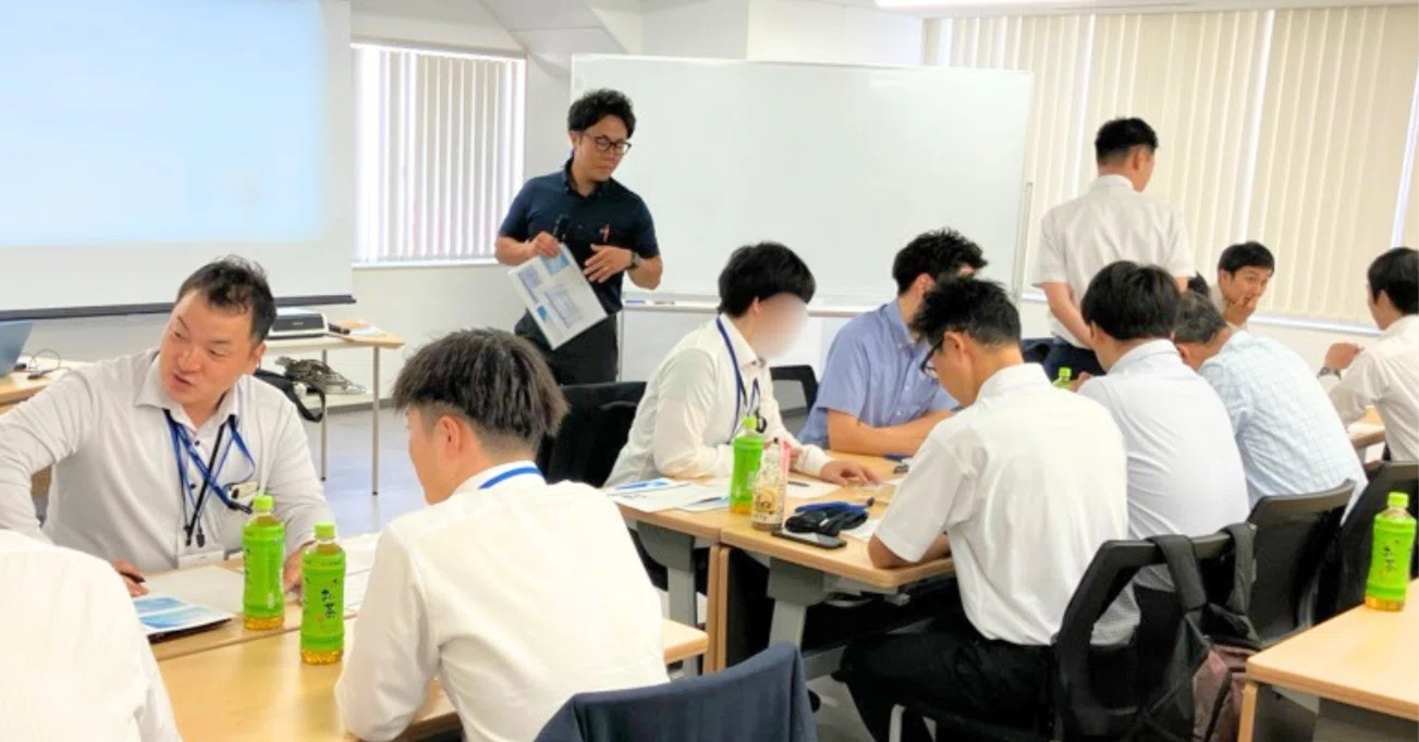 営業のエース4名が語った、“失敗と挫折の乗り越え方”。ーー