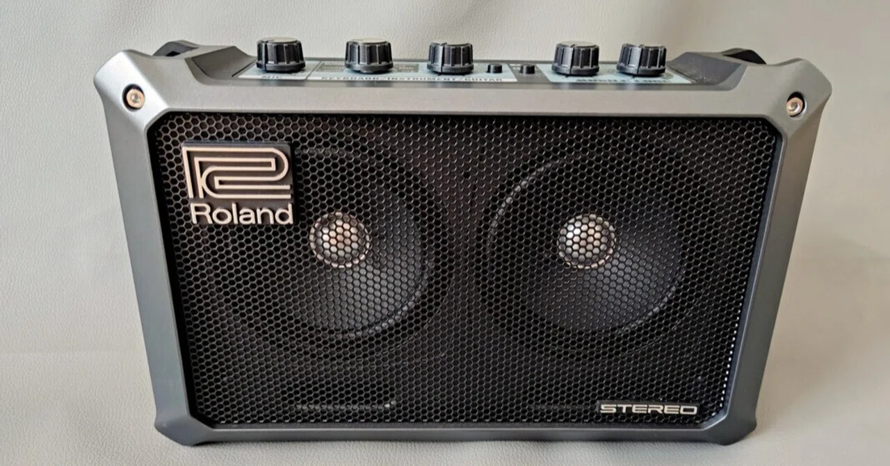Roland MOBILE CUBE｜DUNE