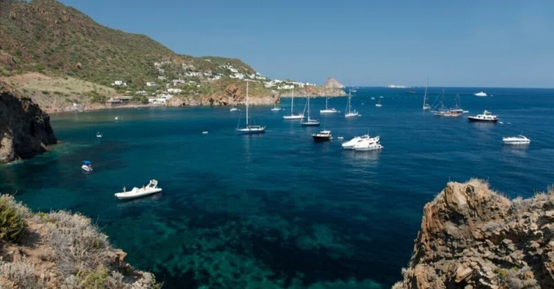 水があっても飲めない島 ~イタリア・エオリア諸島の淡水化計画~