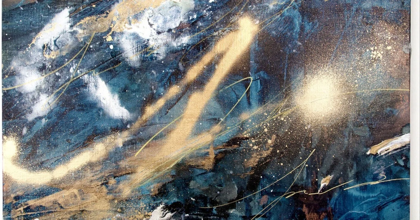 ayaka nakamura《Song of the twinkling light #1》──深い青の中で