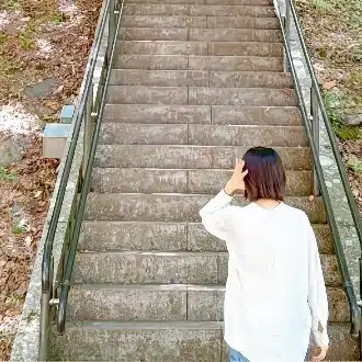 とも