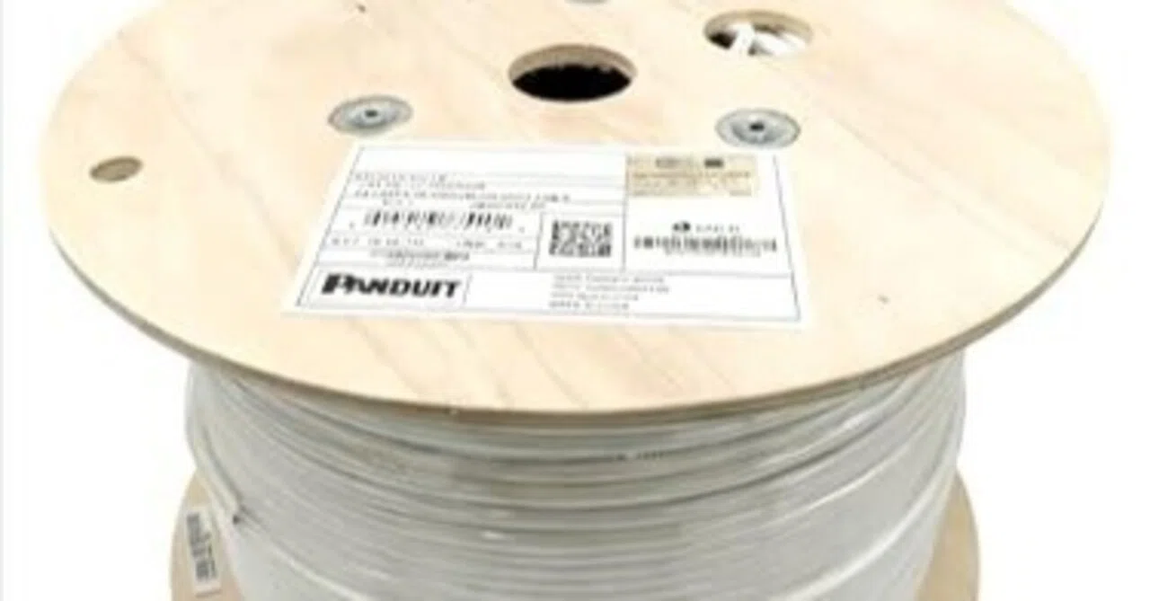 PANDUIT Cat6A UTPケーブル レビュー｜設置場所で見る選び方と注意点