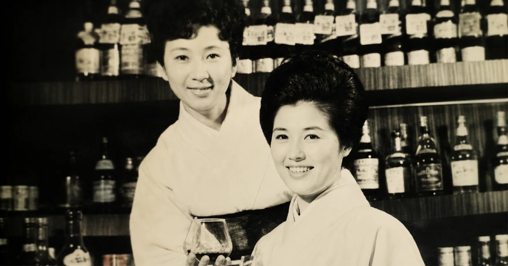 山口 洋子