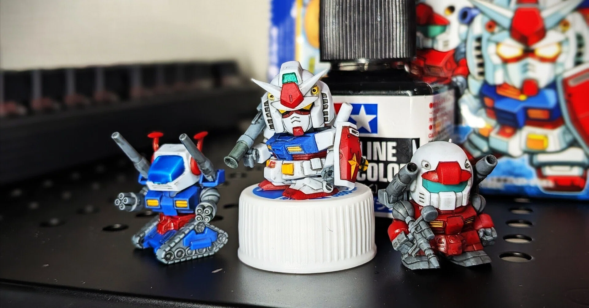 噂のガンダムV作戦ビスケット 組み立てレビュー｜NAO