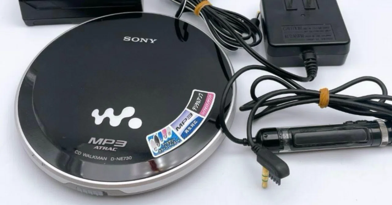 SONY CDウォークマン D-NE730 CDウォークマンがたどり着いた「完成形」 … SONY D-NE730レビュー 20年