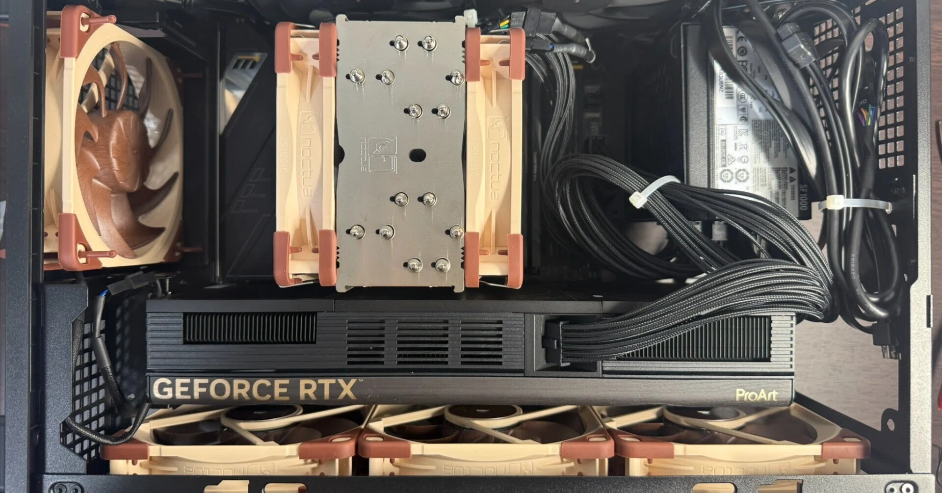 2026年版】MicroATXで最強のコンパクト自作ゲーミングPCを組む！【予算