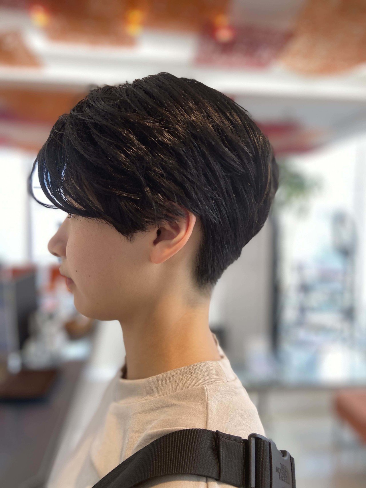 おはようございます 梅雨の晴れ間は気持ち良いですよね さて 本日はハンサムショートと ボーイッシュショートの間 甘くなりすぎなくて でもカッコ良すぎる わけでもない 凛とした女性像が気分です E D D I E 代々木八幡 代々木公園 高岡 秀和 美容室 Note おはようございます 梅雨の晴れ間は気持ち良いですよね さて 本日はハンサムショートと ボーイッシュショートの間 甘くなりすぎなくて でもカッコ良すぎる わけでもない 凛とした女性像が気分です E D D I E 代々木八幡 代々木公園 高岡 秀和 美容室 Note