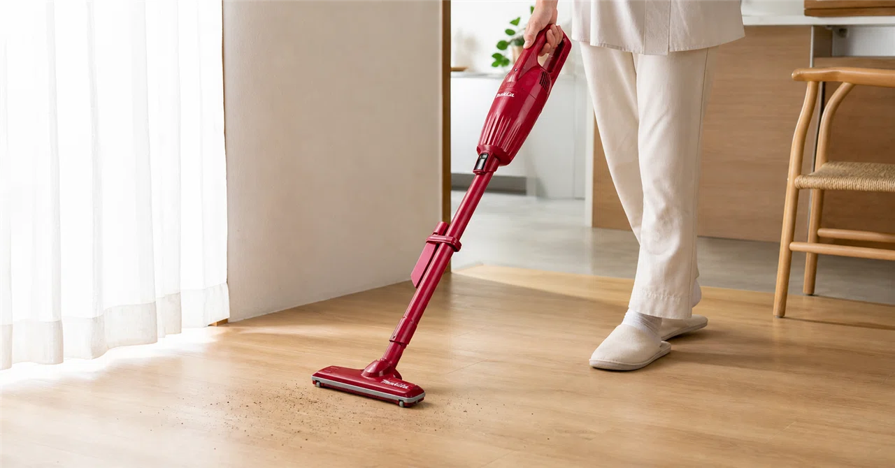 マキタ製 充電式クリーナー CL116DWR レッド makita 充電式クリーナー