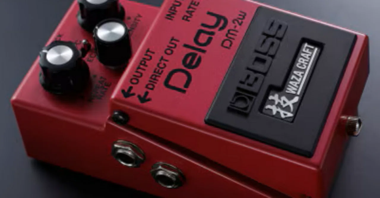 最近よく見かけるBOSS DM-2Wというディレイ。｜グレッチ兄さん
