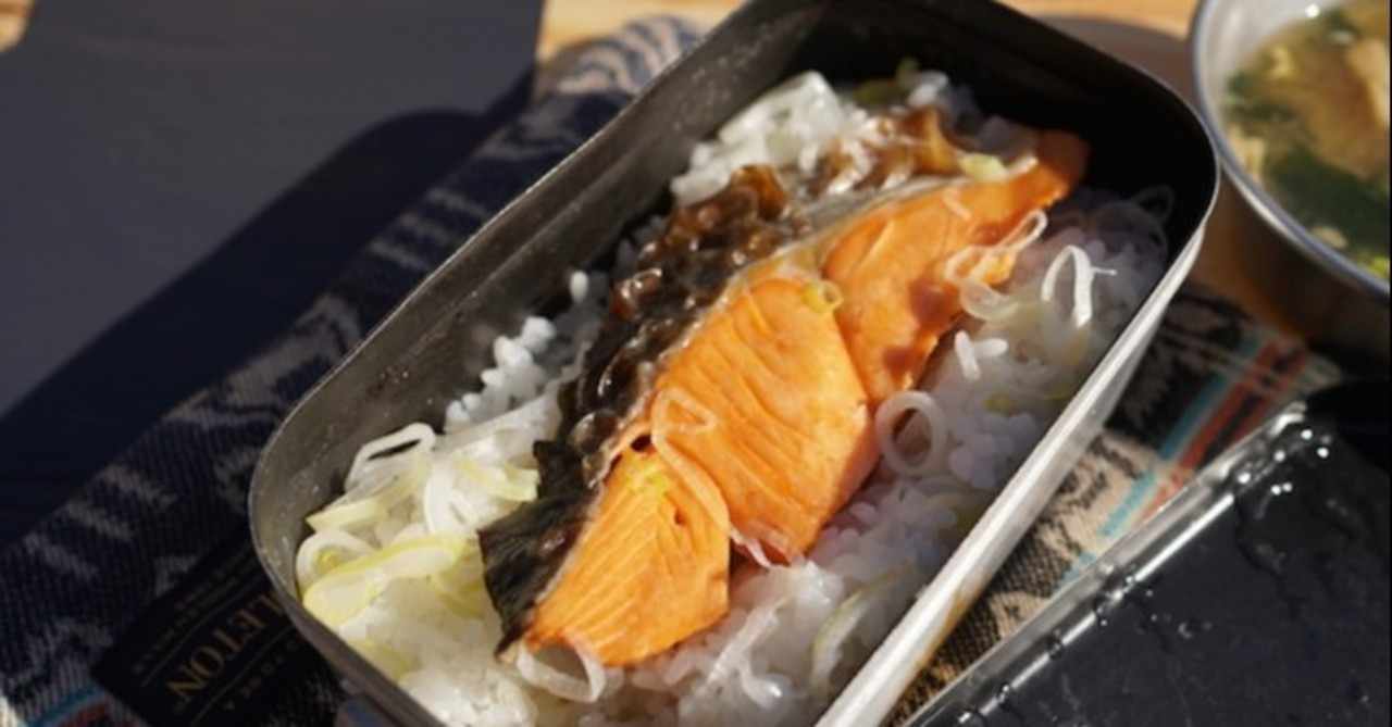 買い出しをコンビニだけで済ませたい コンビニキャンプ料理 研究会その メスティンは強い味方 ソトレシピ シーザスターズ