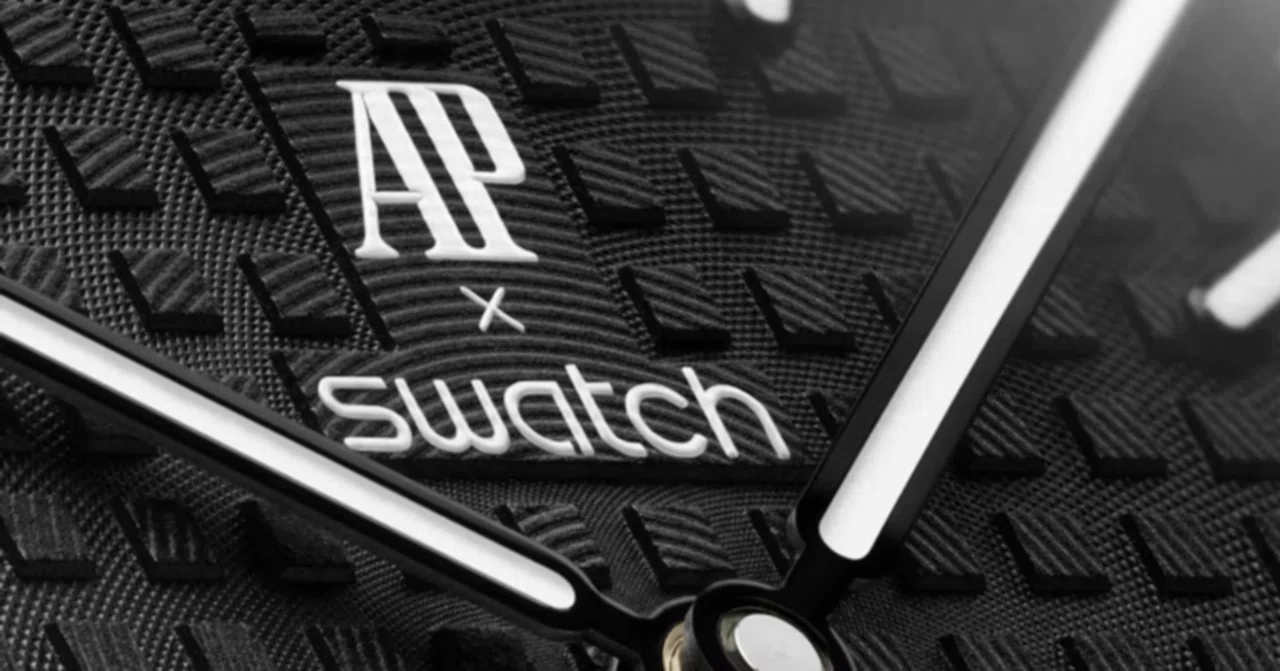 美品 AP×Swatch ロイヤルオーク ポケットウォッチ 白黒 懐中時計 オーデマピゲ×スウォッチのコラボが規格外すぎる。数百万円のロイヤル
