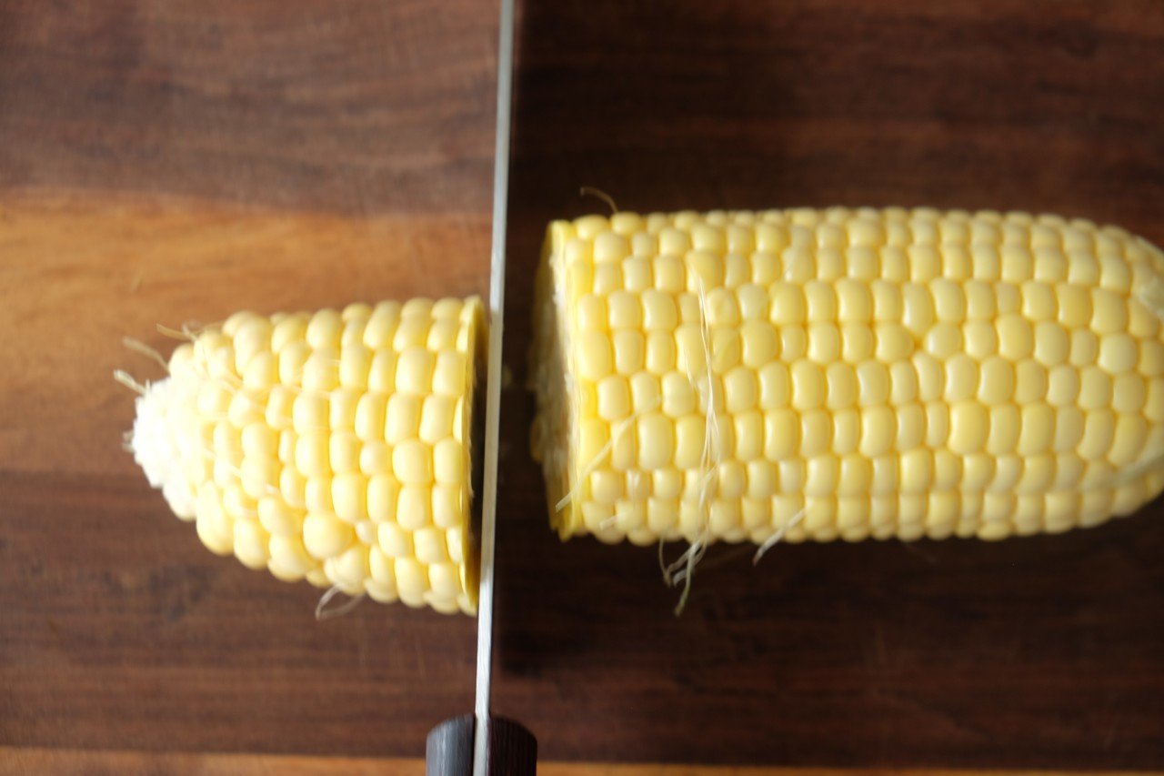 とうもろこしは生で食べるのが美味しいのか コーンサラダの作り方 樋口直哉 Travelingfoodlab Note とうもろこしは生で食べるのが美味しいのか コーンサラダの作り方 樋口直哉 Travelingfoodlab Note