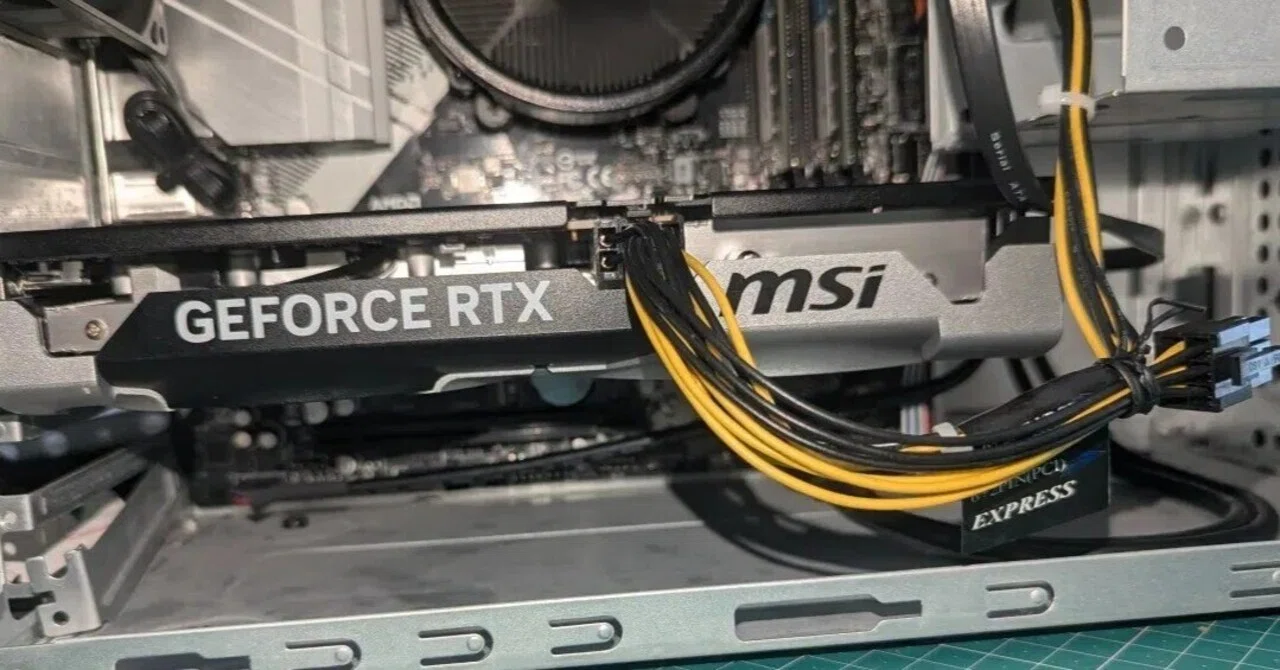 Ryzen7 5700GのPCにRTX 5060 Ti 16GBを増設したら起動しなくなり解決