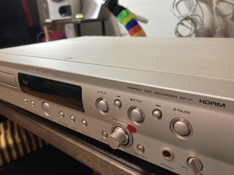 音響機器marantz Cdプレイヤー が壊れたので修理してみた ひからいと Hika Rl Ight Diy 知識 資産 人生を創る Note 音響機器marantz Cdプレイヤー が壊れたので修理してみた ひからいと Hika Rl Ight Diy 知識 資産 人生を創る Note