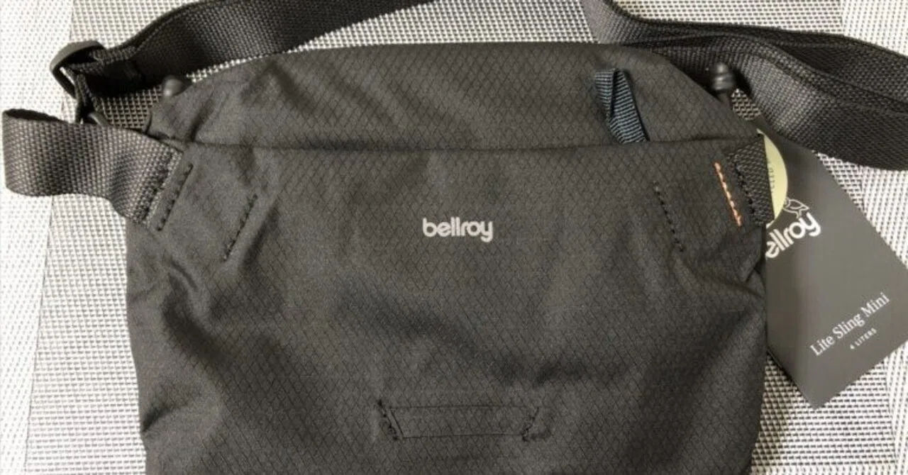 ベルロイ Bellroy Lite Sling 7L 軽量クロスボディバッグ ベルロイ 