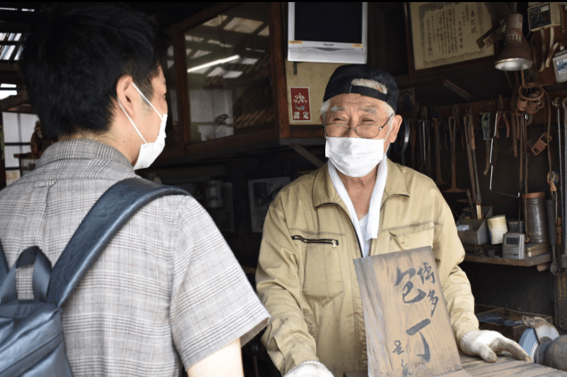 一生、鍛冶屋。」 博多包丁職人、大庭利夫さんに取材してきました 一生、鍛冶屋。」 博多包丁職人、大庭利夫さんに取材してきました