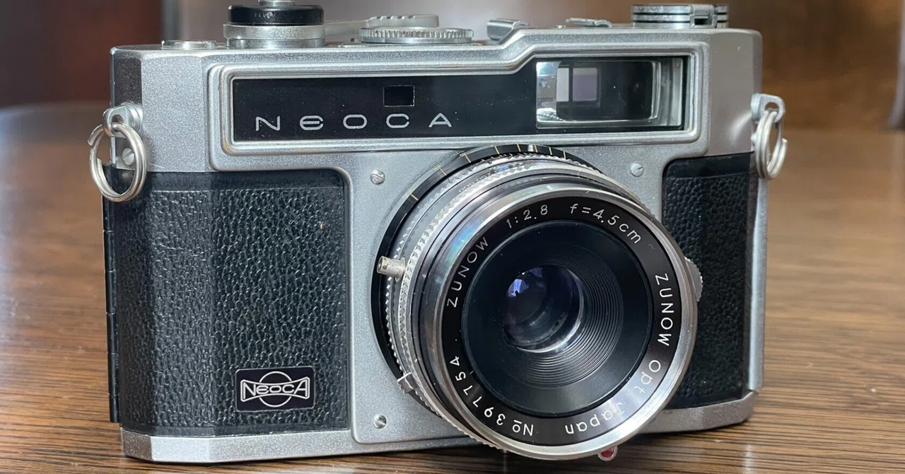 NEOCA SV ZUNOW ネオカ　カメラ Neoca SV SUPER のレンズ取り出し。 いつかは Zunow と思っていたら