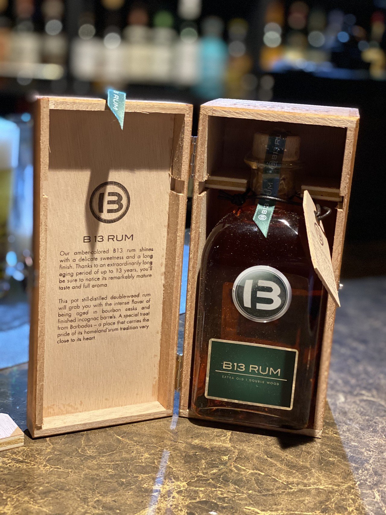 葉巻に併せるラムなのに…ベントレーB13｜イエローブロッサム