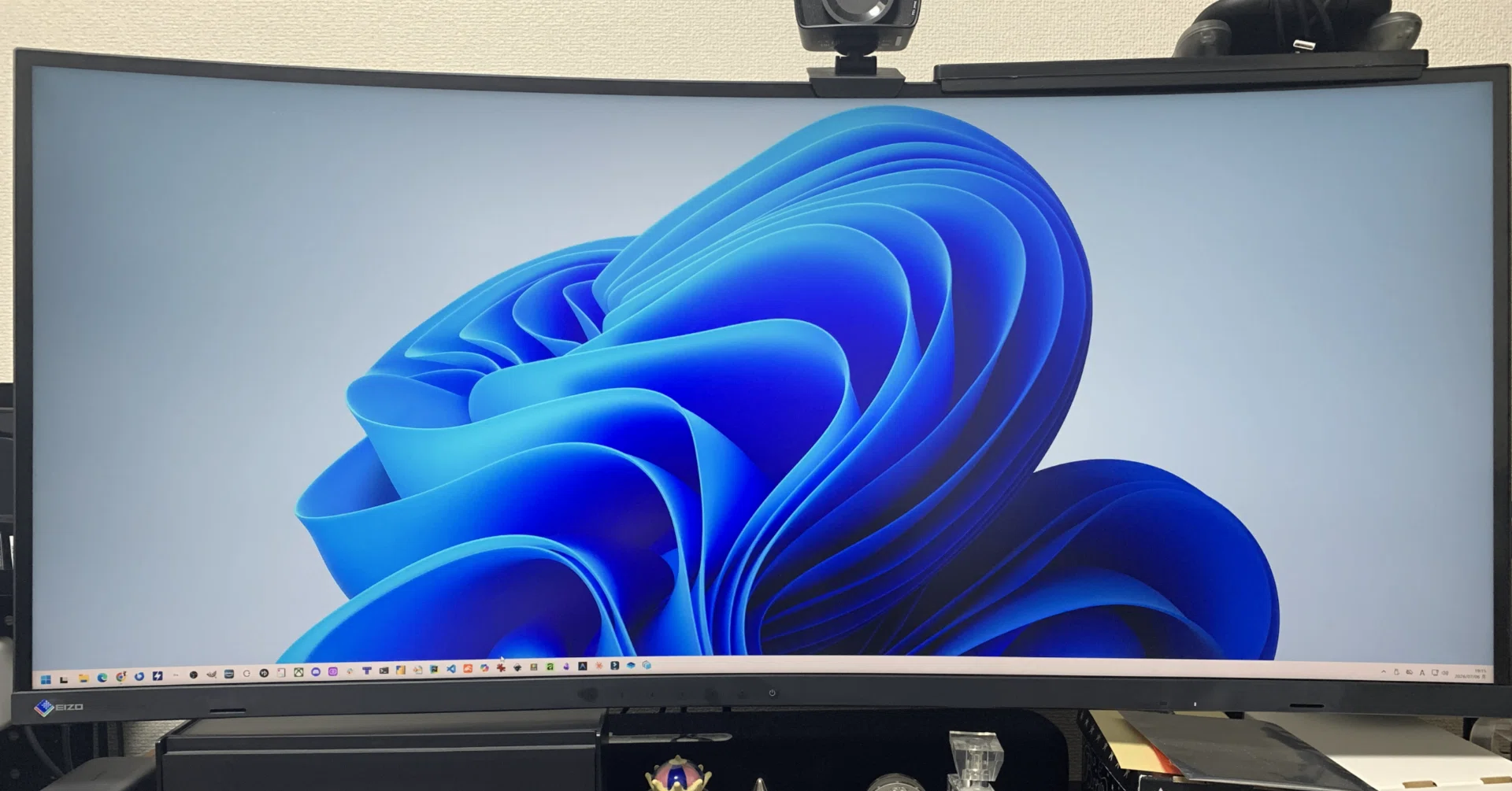 EIZO FlexScan EV3895-BK Review: How a 37.5-inch Ultrawide Changed