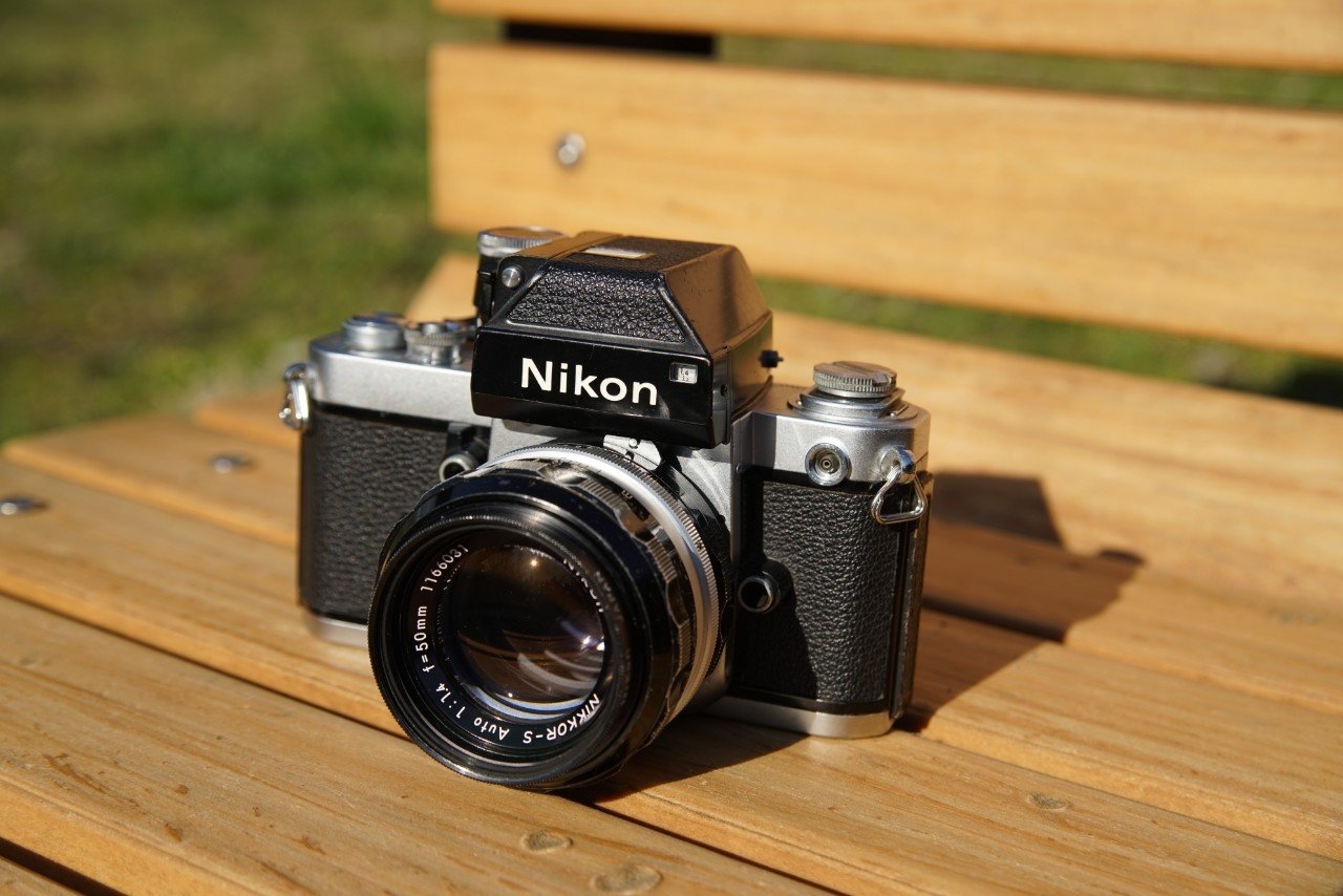 シリーズ最後の機械式カメラ Nikon F2｜かぺりと