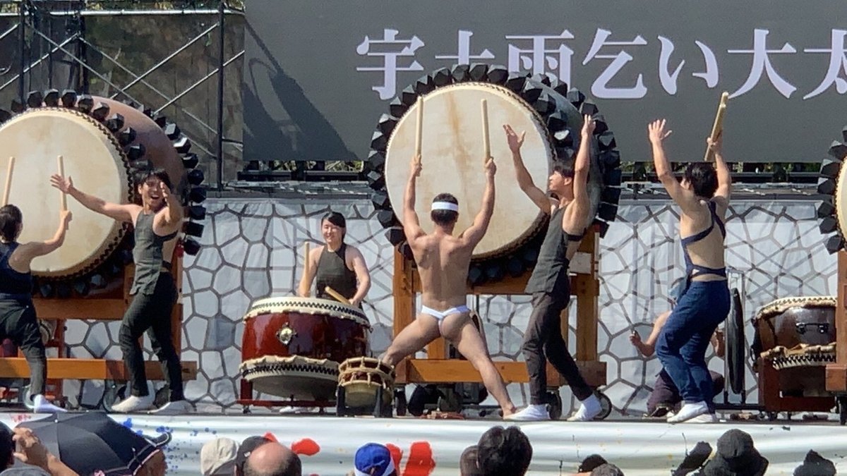 一肌脱いだ衣装の話し(おしり)｜高田 大介