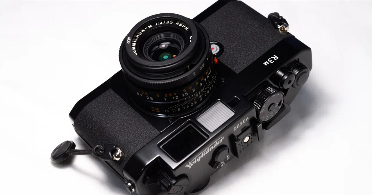 部員機材紹介#15 (voigtlander Bessa R3M)｜電気通信大学 写真研究部