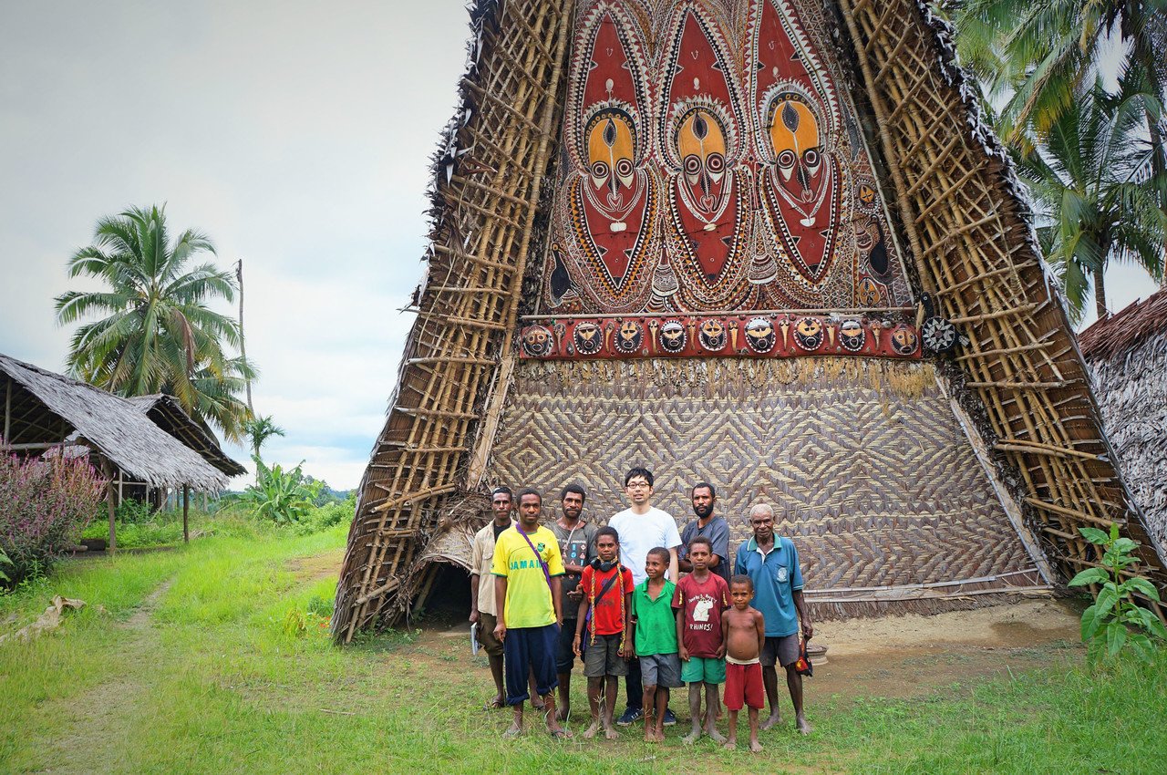 世界で最も石器時代に近い国、”最後の秘境パプアニューギニア”に行っ