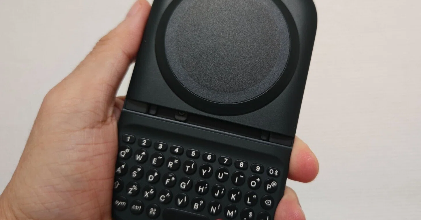 小型キーボード「Clicks Power Keyboard」を試す｜西田宗千佳